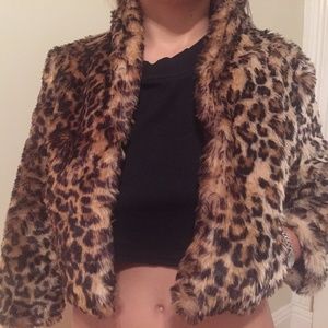 Vera Wang leopard print fur jacket